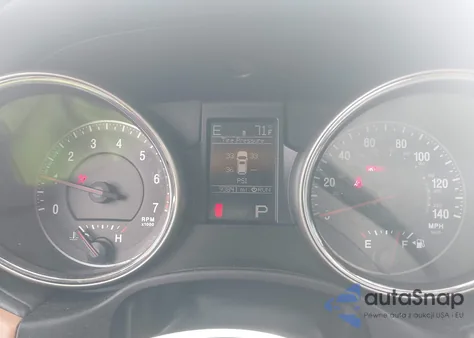 2011 Jeep Grand Cherokee Overland z USA, uszkodzony, nr VIN 1J4RS6GG8BC739538